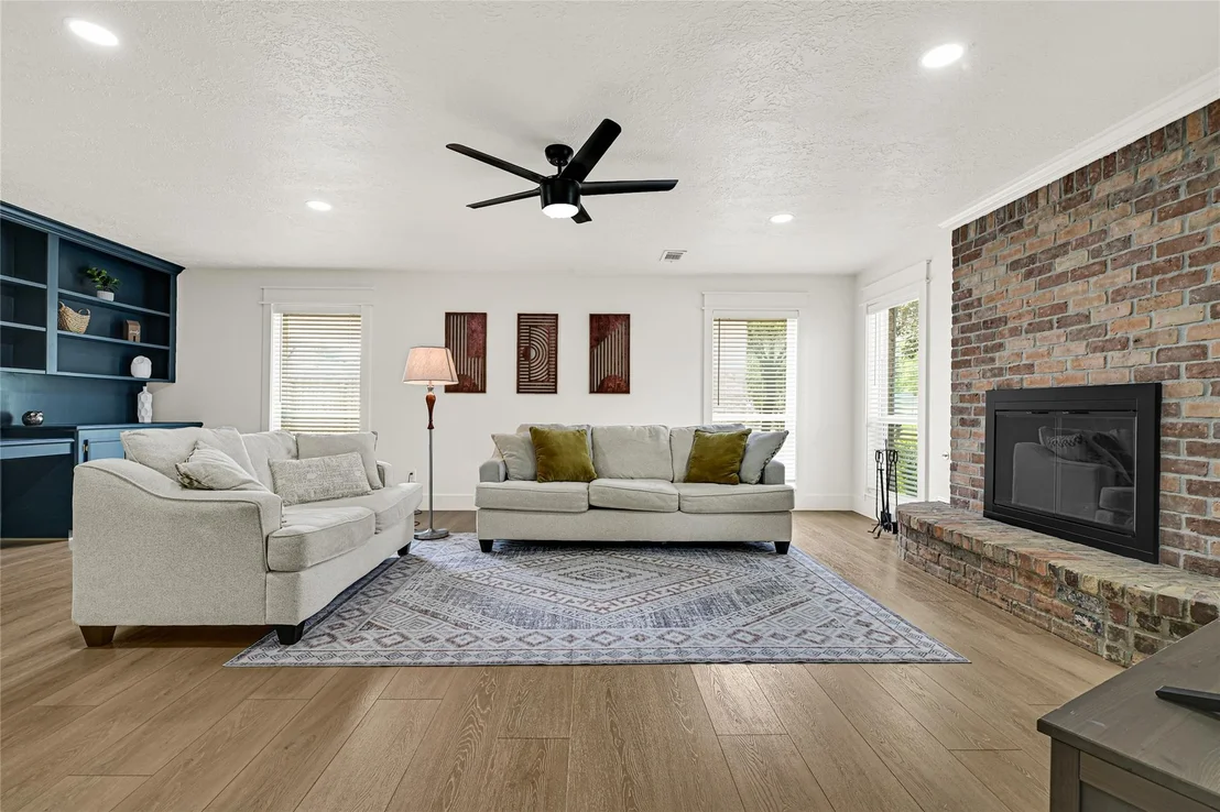 Photo of 723 Loire Lane