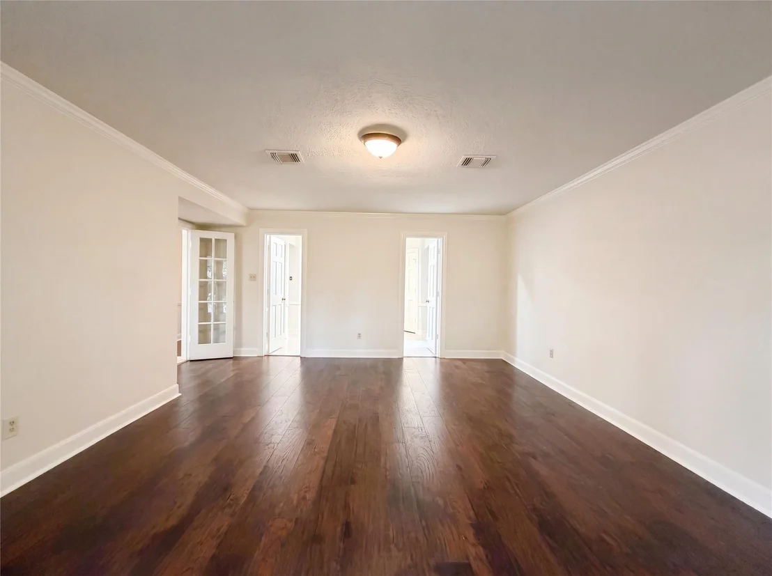 Photo of 6902 Fawncliff Drive
