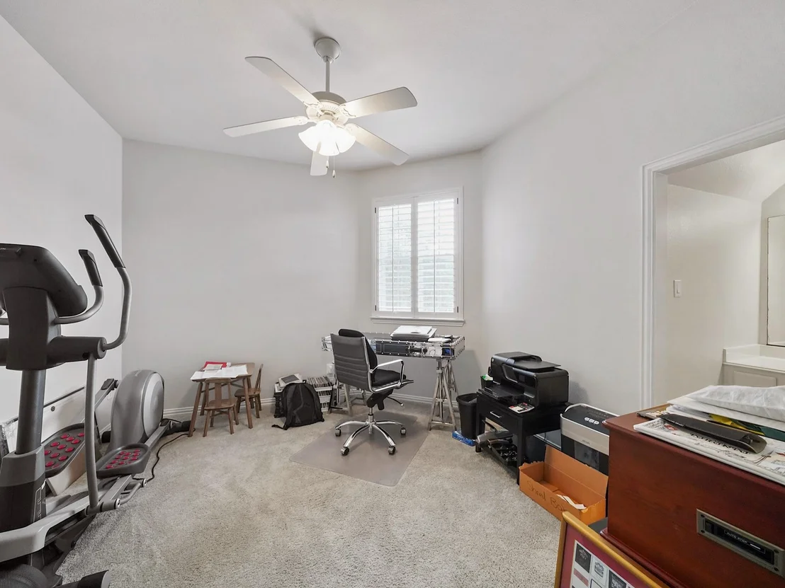 Photo of 6015 Madrone Mdw Drive