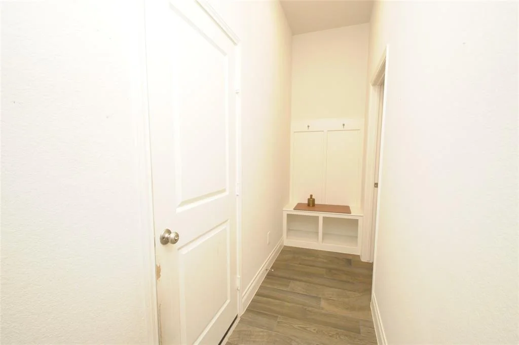 Photo of 23323 Darst Field Trail