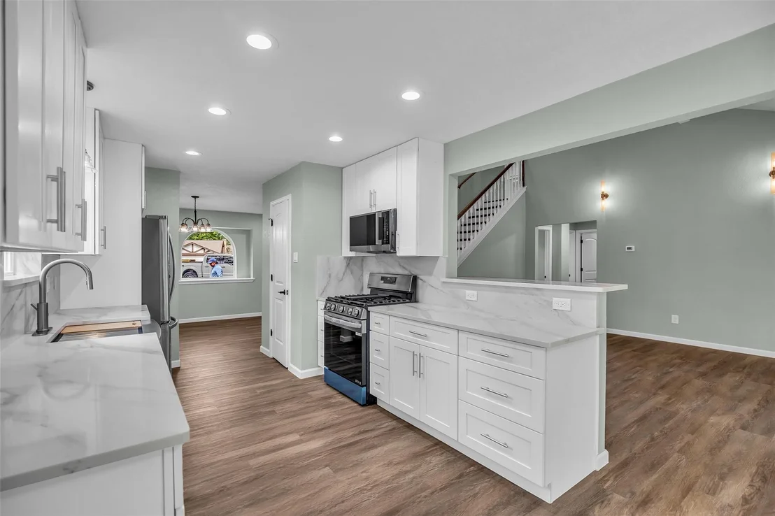 Photo of 24614 Moorgate Lane