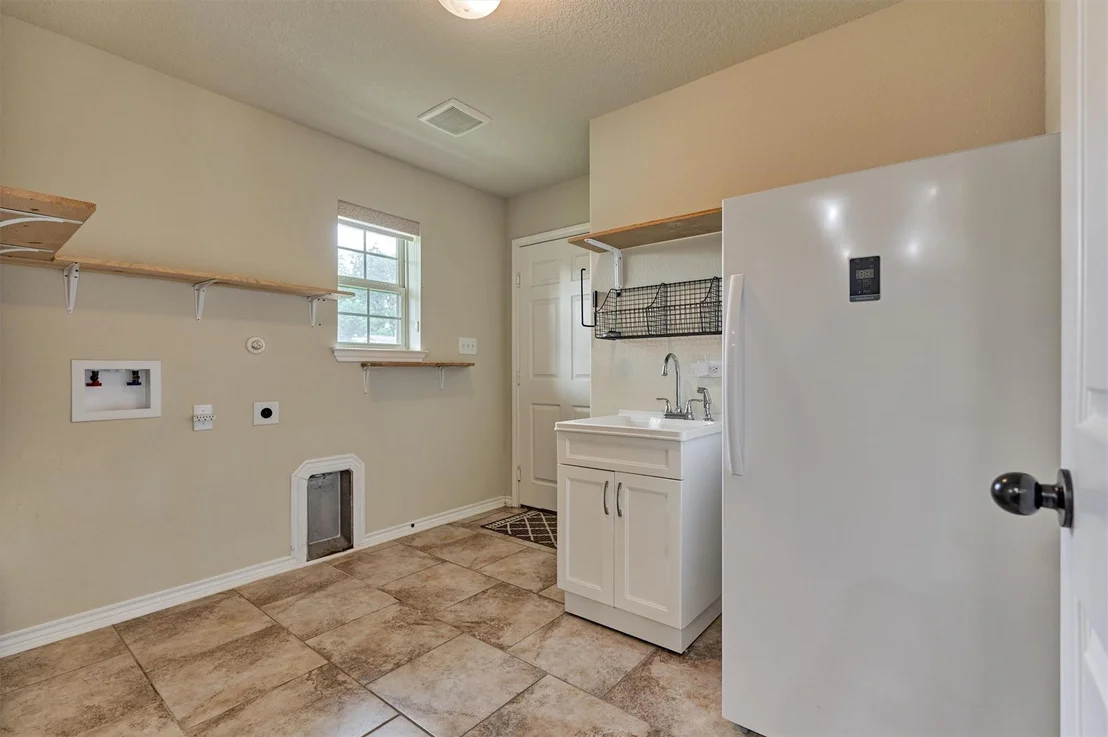Photo of 15031 Port Circle