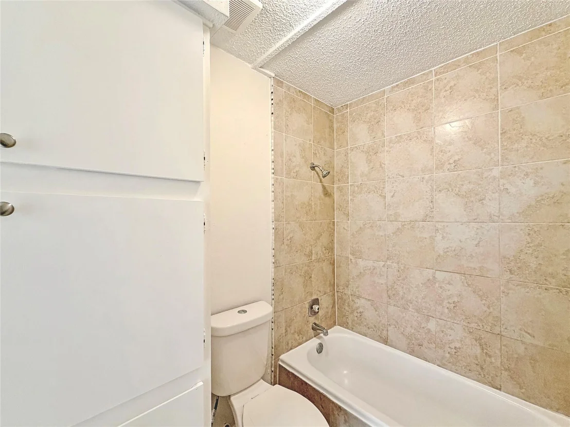 Photo of 6111 Ogden Forest Drive
