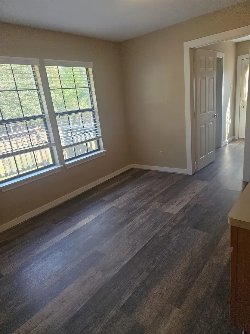 Photo of 20943 Forestview Drive