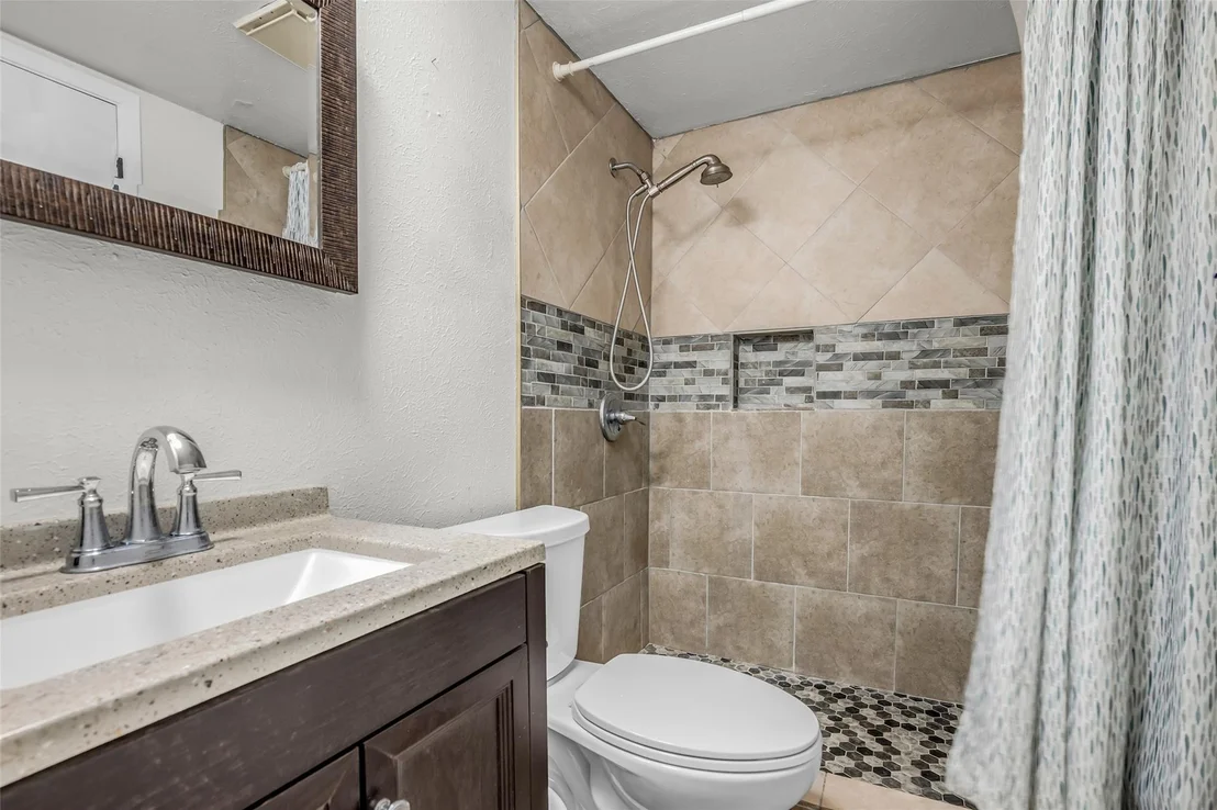 Photo of 17031 Seven Pines Drive