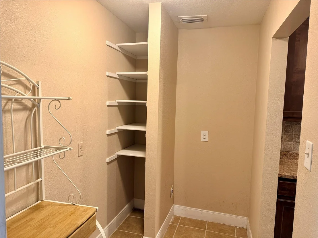 Photo of 338 Calumet Drive
