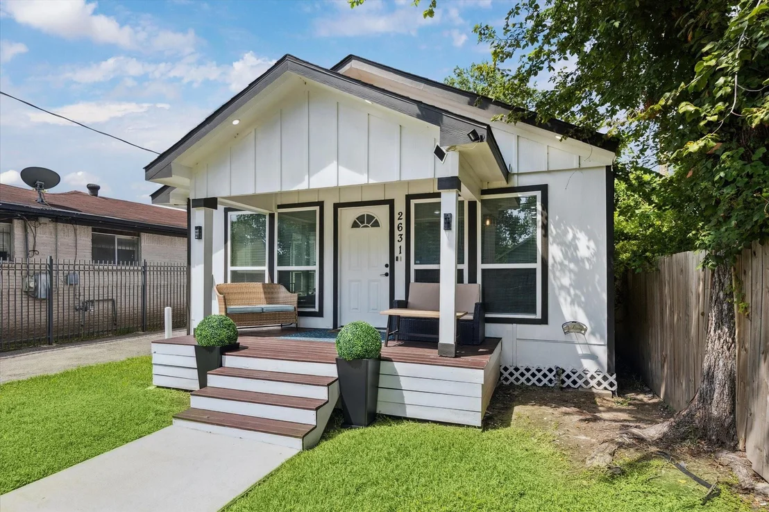 Photo of 2631 Stevens Street
