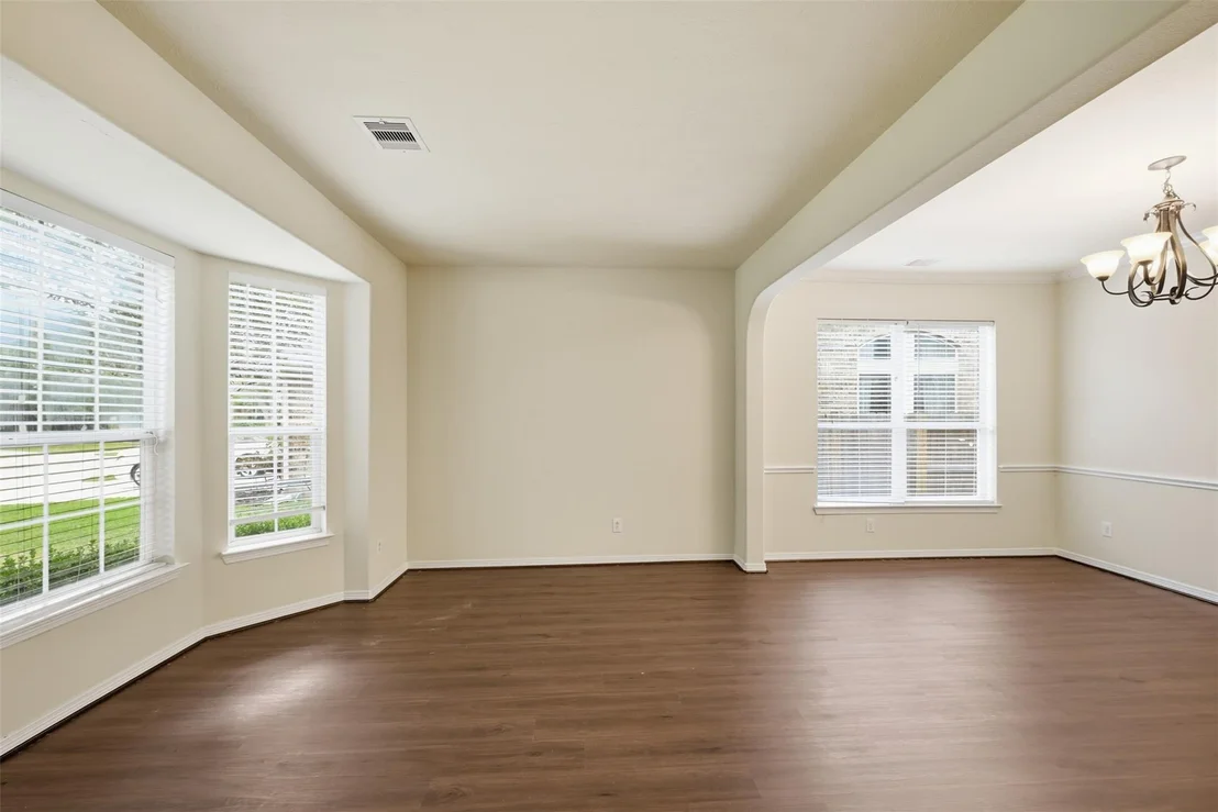 Photo of 4202 Misty Waters Lane