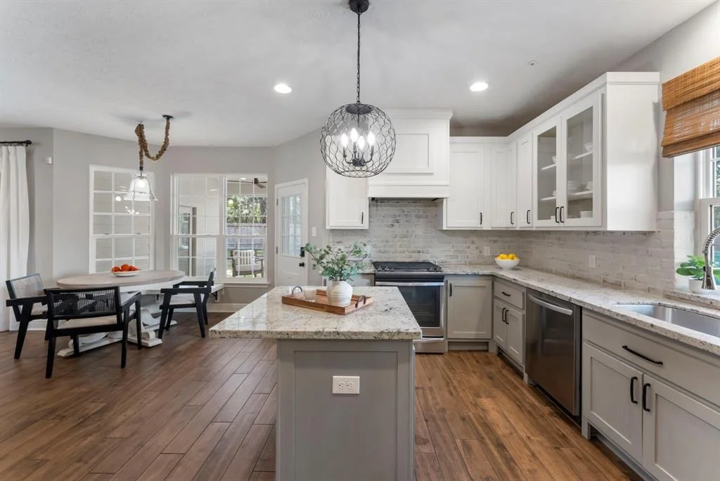 Photo of 120 W Bonneymead Circle