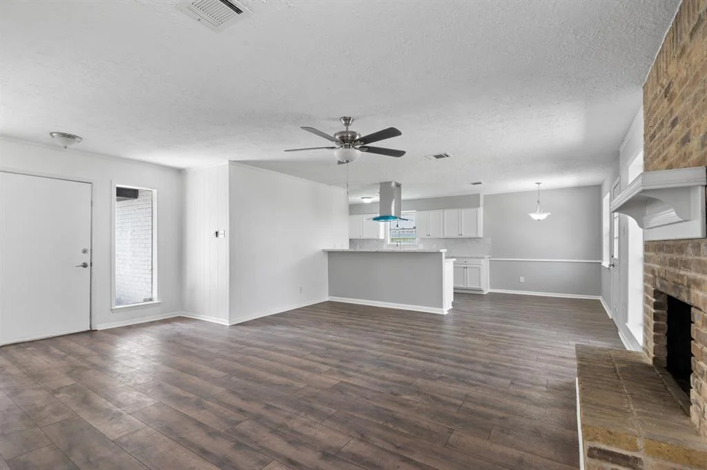Photo of 23838 English Oak Drive