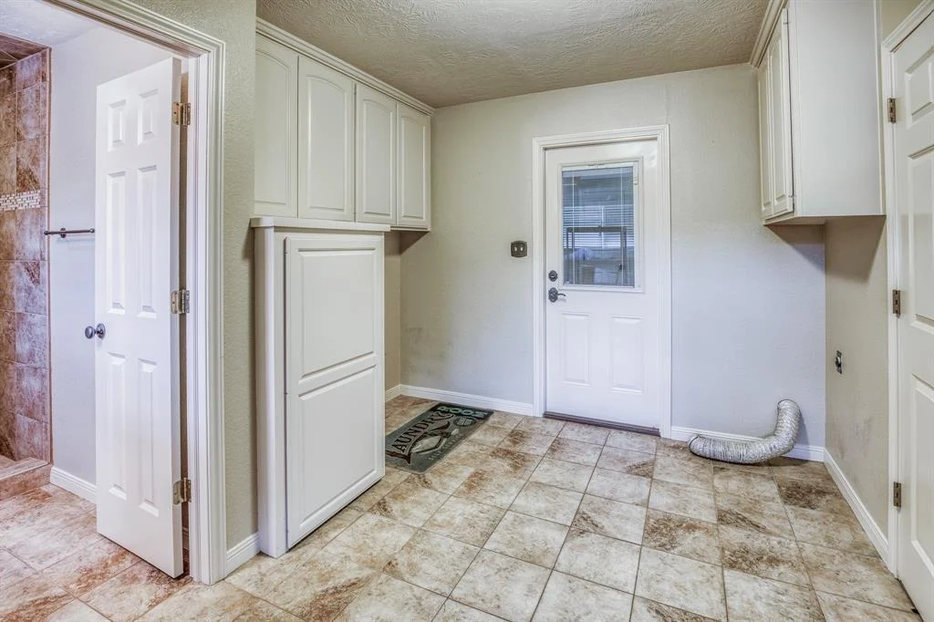 Photo of 1302 Woodson Lane