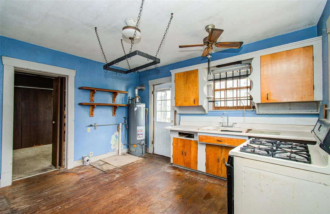 Photo of 5721 Parker Road