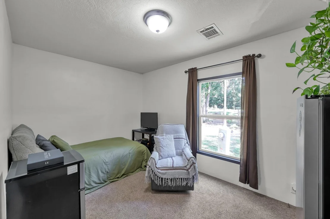 Photo of 161 Lake Road