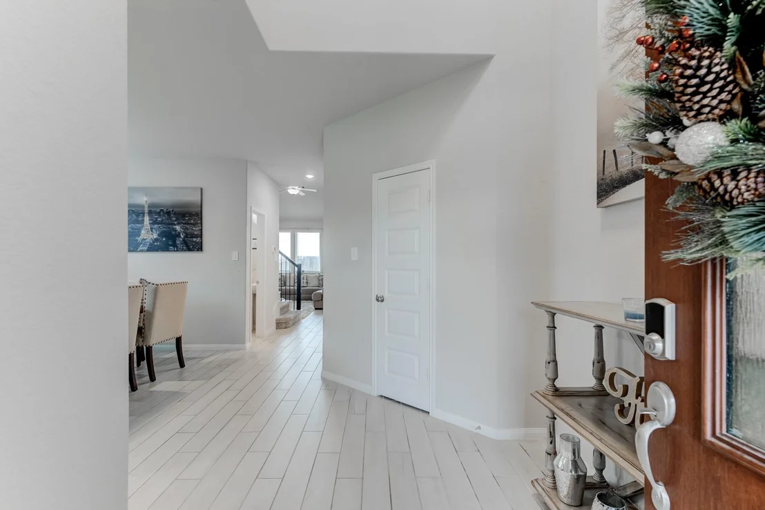 Photo of 10739 Cliffs View Drive