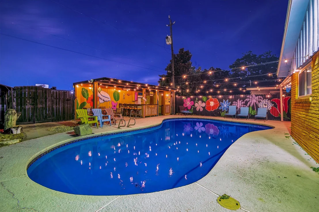 Photo of 2608 Grape Lane