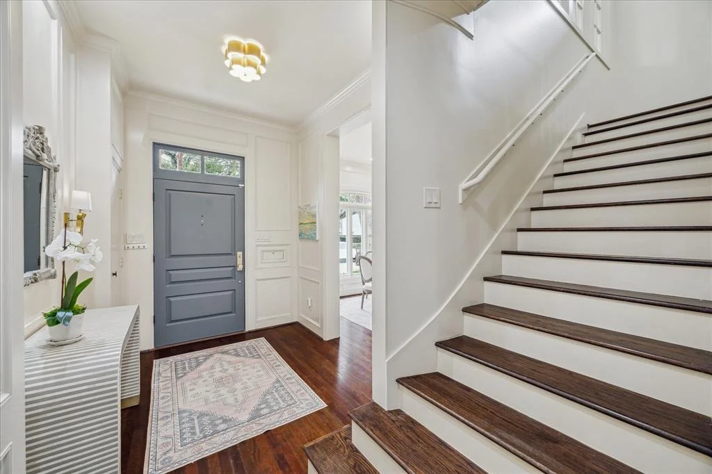 Photo of 4015 Byron Street