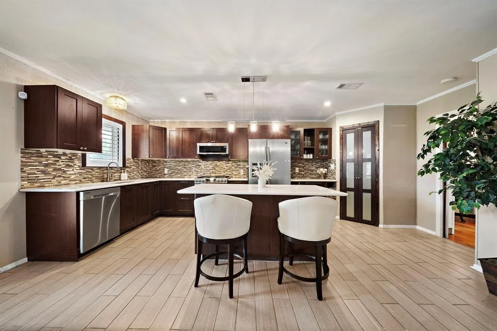 Photo of 5319 Saxon Drive