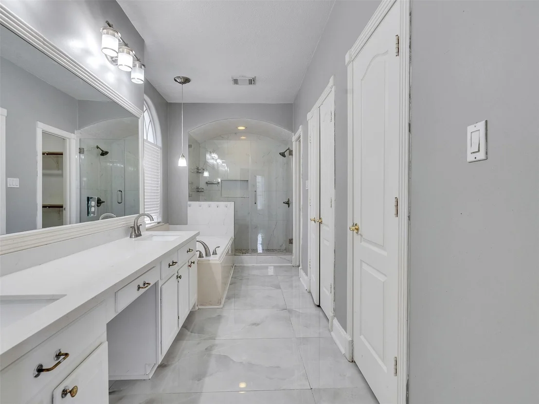 Photo of 12403 Millvan Drive