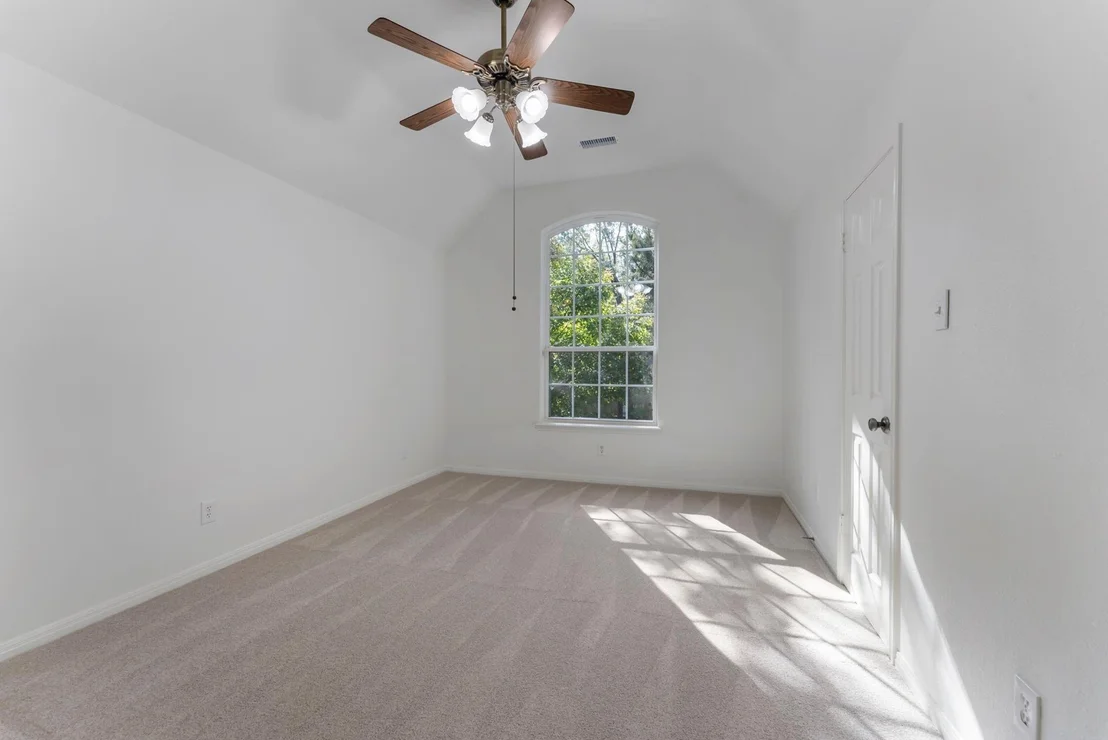 Photo of 38 N Dragonwood Place