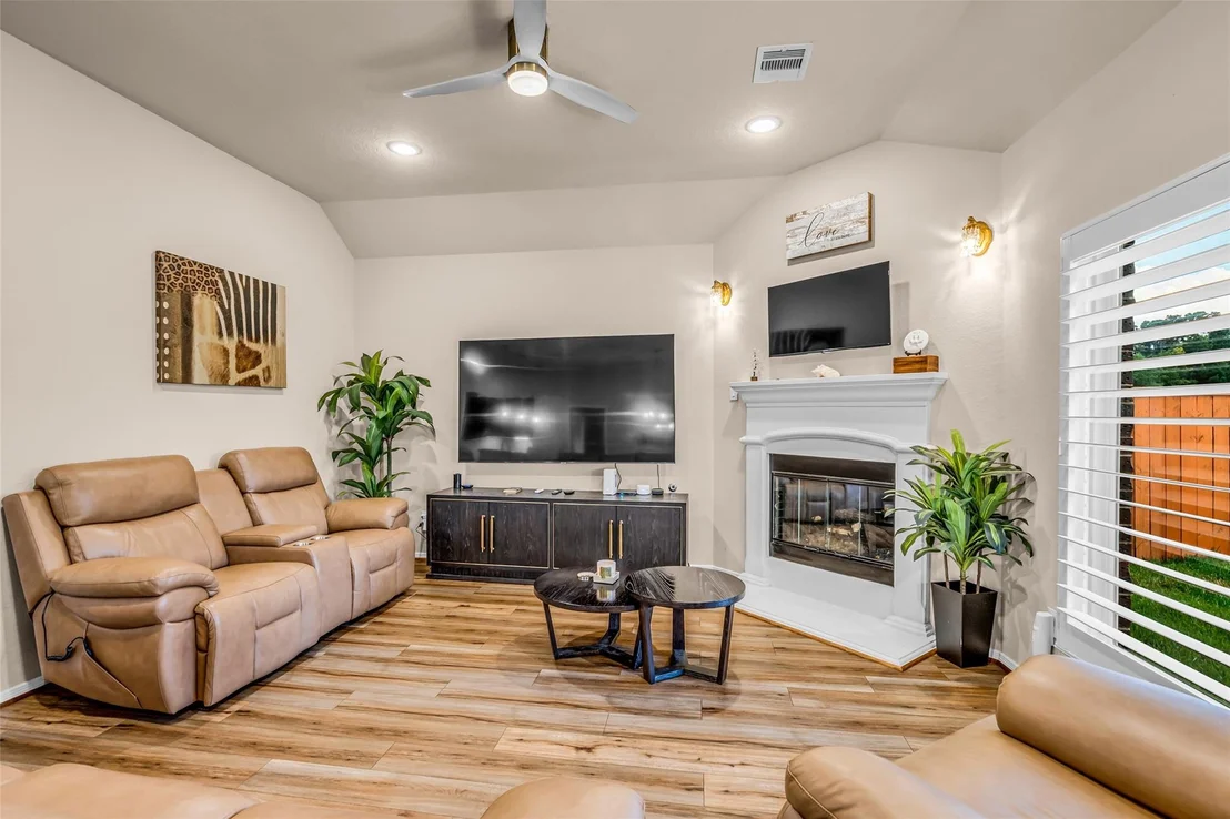 Photo of 22907 Banff Brook Way