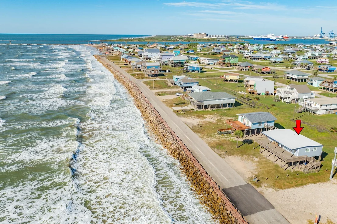 Photo of 722 Beach Drive