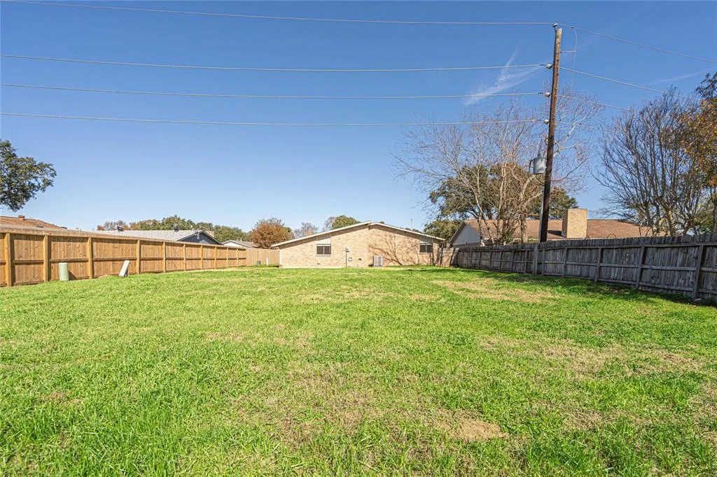 Photo of 16611 Great Glen Drive