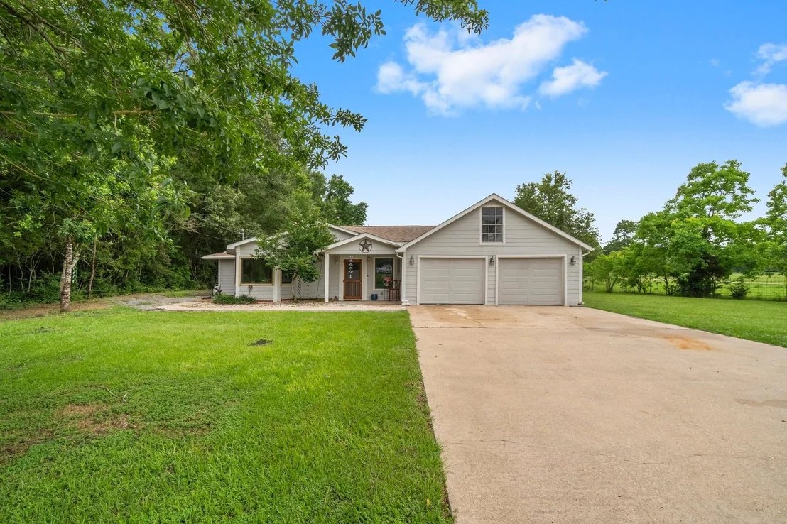 Photo of 347 Myrow Road