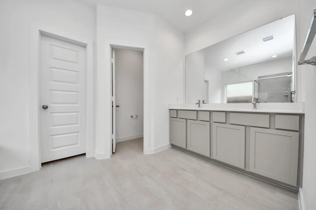 Photo of 2942 Bury Park Drive