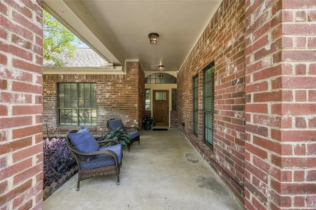 Photo of 706 Fernglade Drive