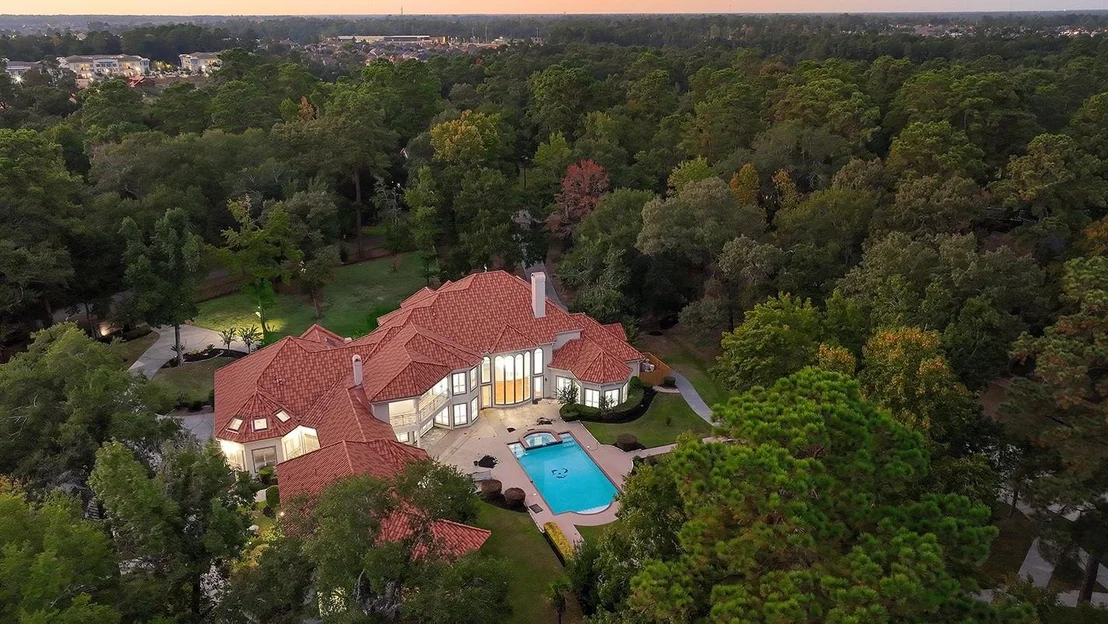 Photo of 23508 Twin Oaks Drive