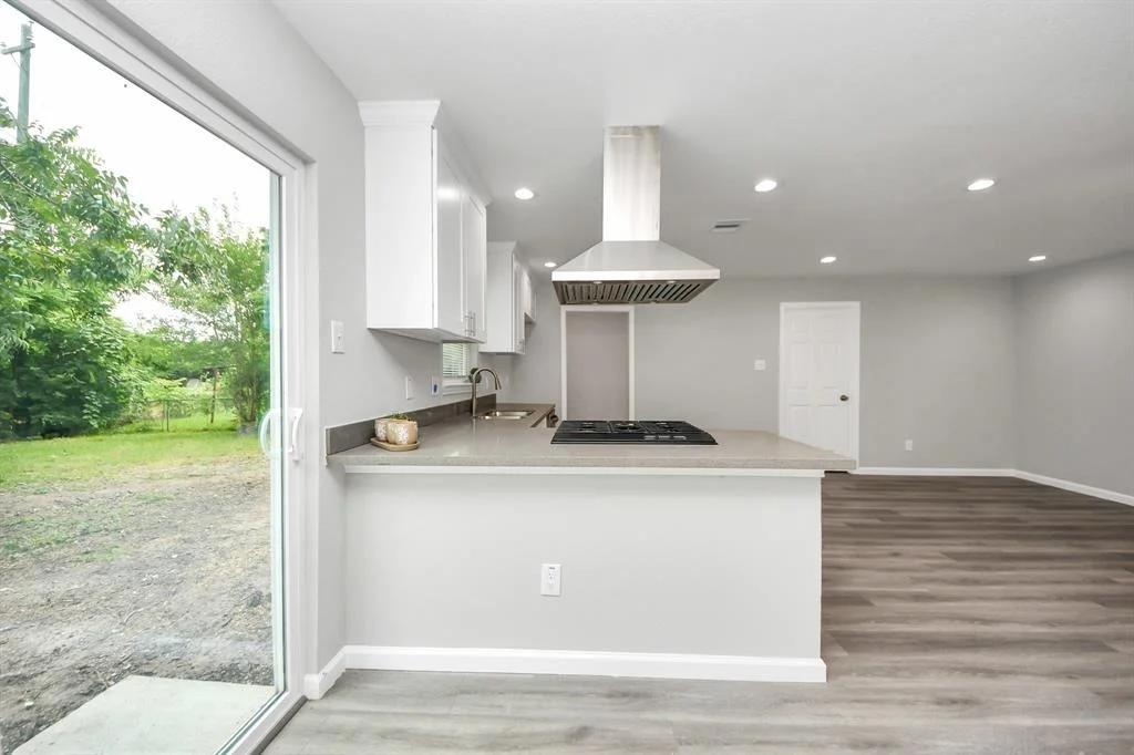 Photo of 5634 Beldart Street