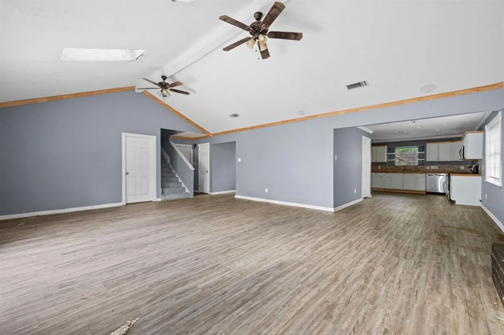 Photo of 300 Shady Glen Lane