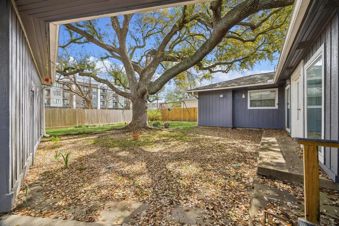 Photo of 403 Blue Willow Drive