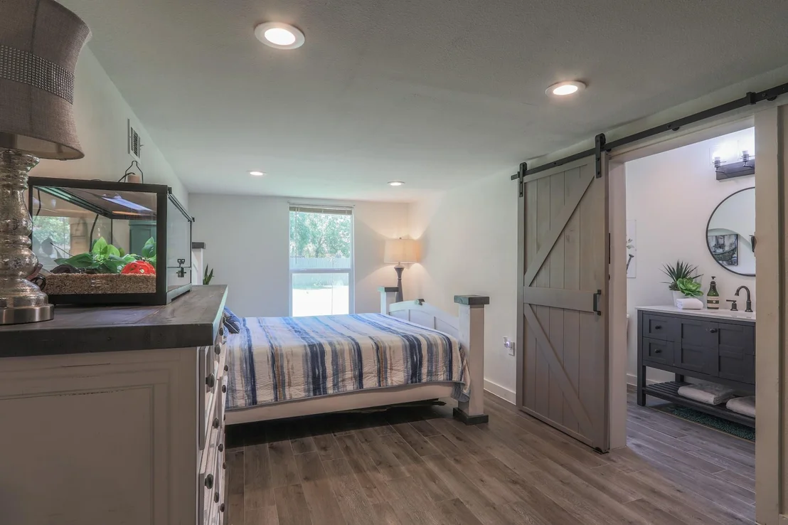 Photo of 2575 Cliff Drive
