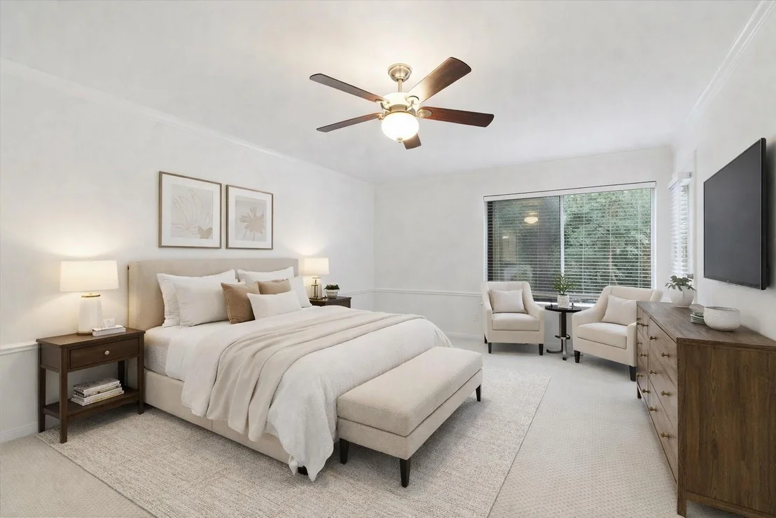 Photo of 12 Lakeridge Drive