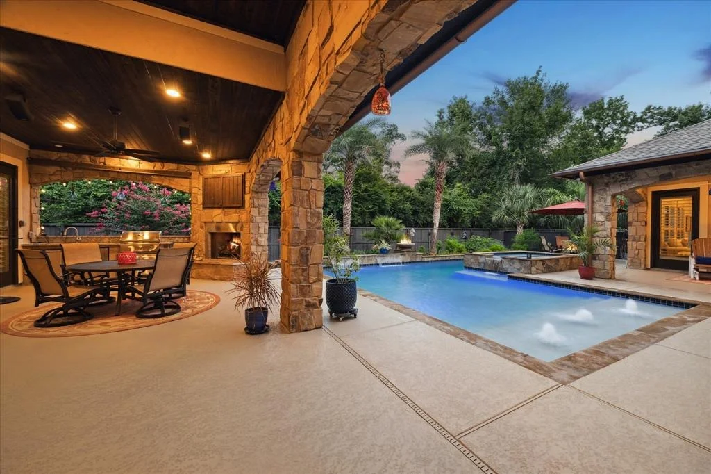 Photo of 24918 Thorton Knolls Drive