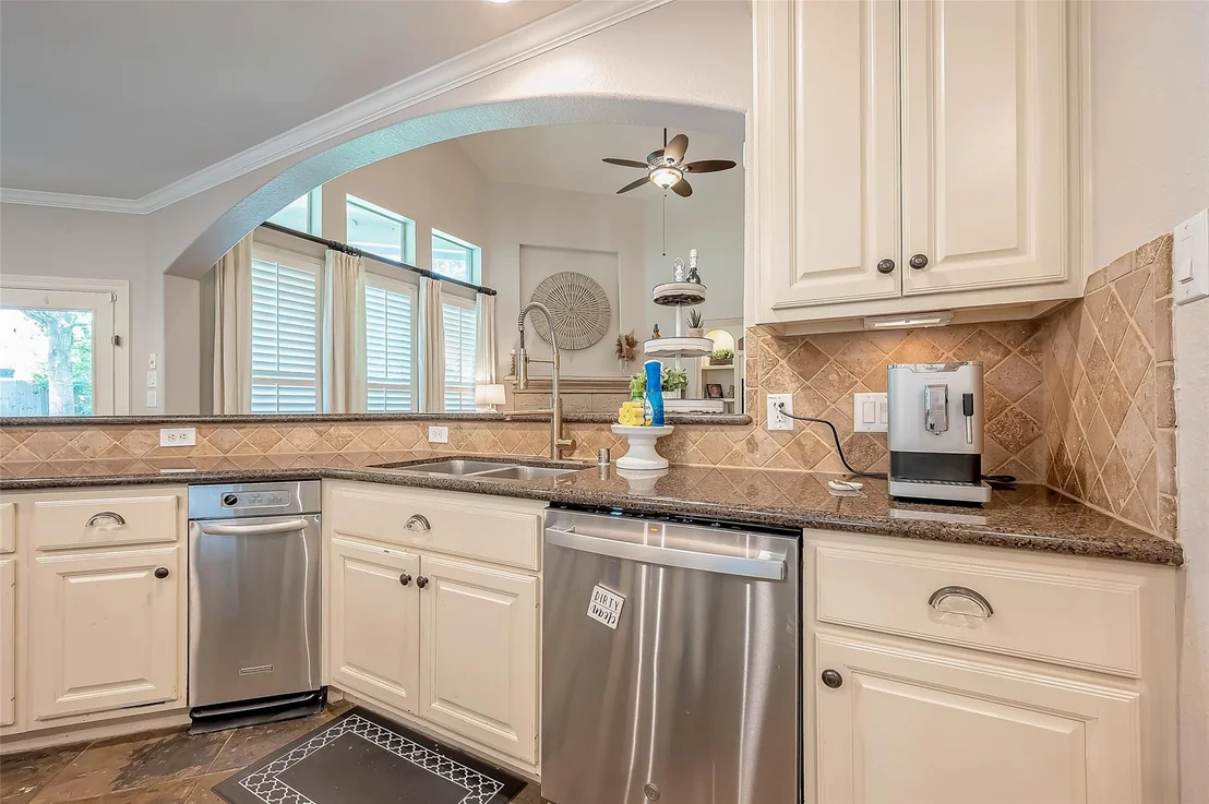Photo of 15415 Mustang Bend Circle