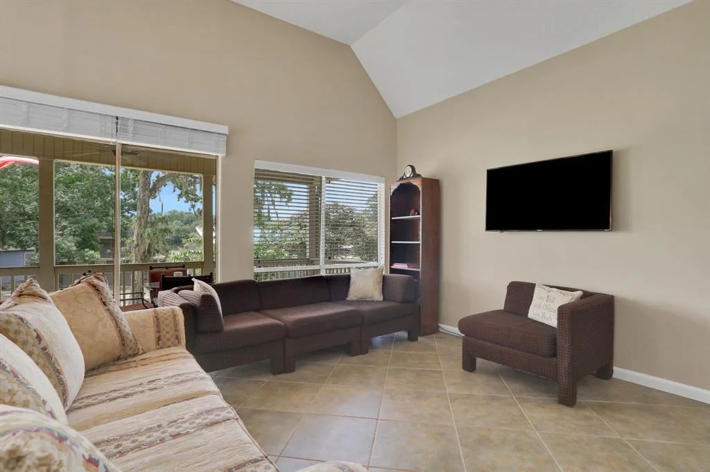Photo of 63 Harbour Row Drive