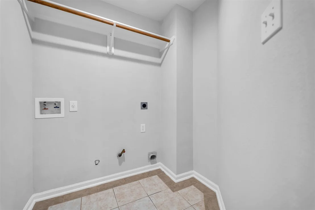 Photo of 4109 Oak Point Drive