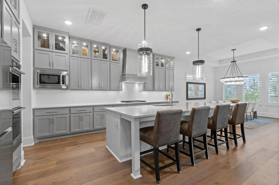 Photo of 902 Falcon Hollow Lane