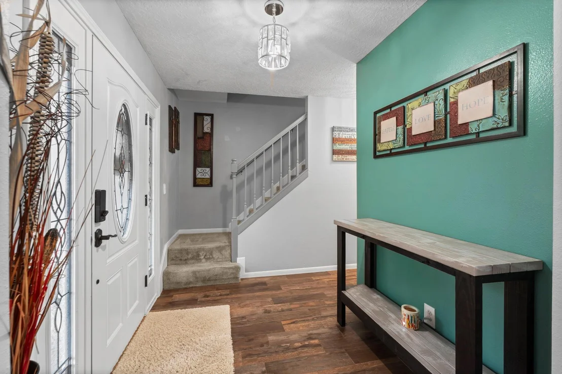 Photo of 94 Rockridge Drive