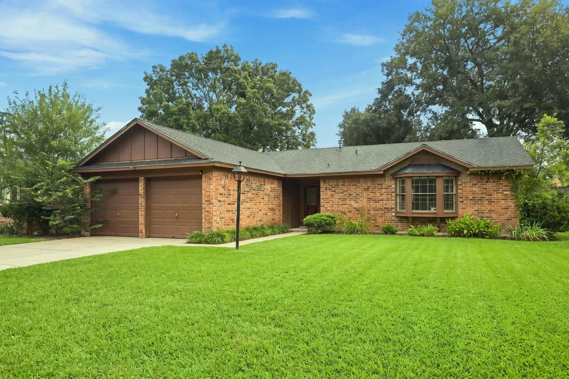 Photo of 3906 Wintergreen Drive