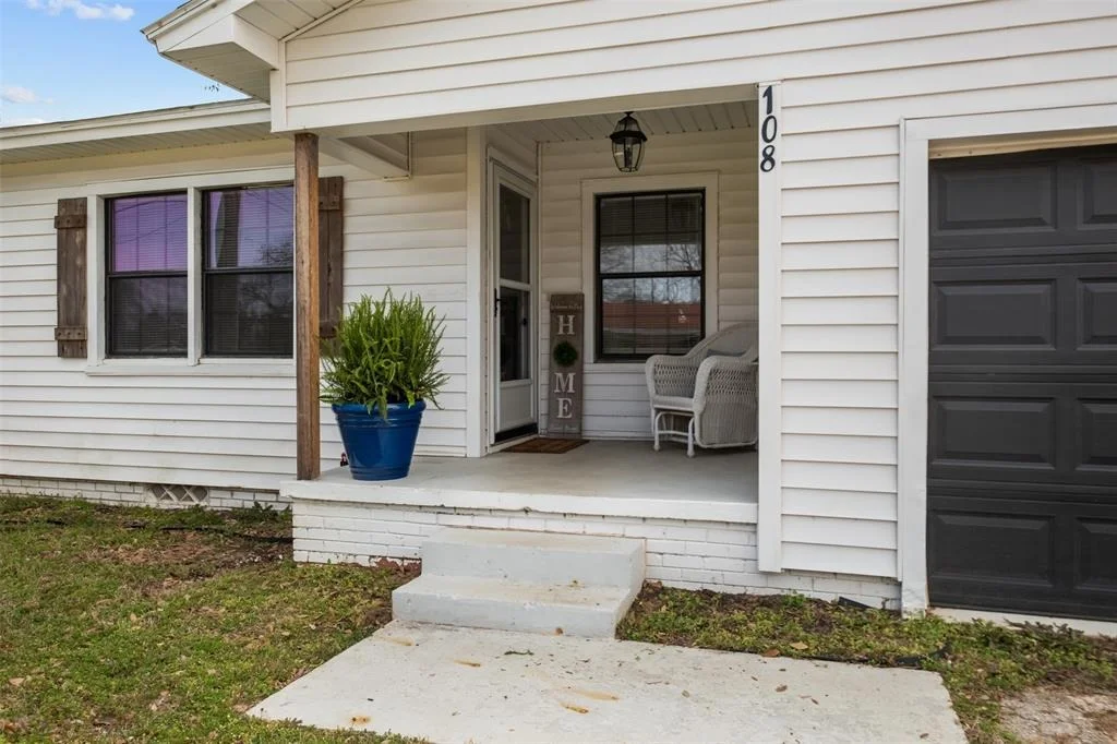 Photo of 108 Romallen Drive