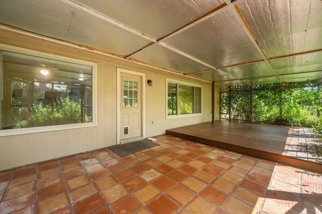 Photo of 19907 Lions Gate Drive