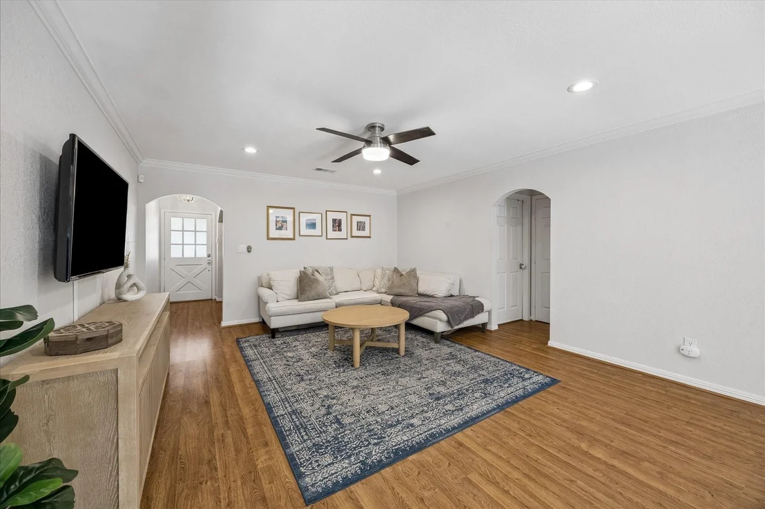 Photo of 2622 Parana Drive