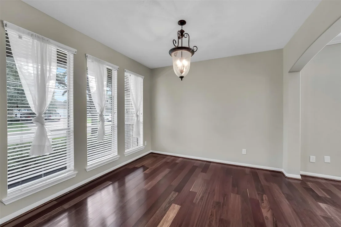 Photo of 25911 Shady Dawn Lane
