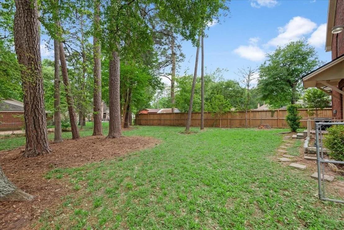 Photo of 14151 Buckingham Lane