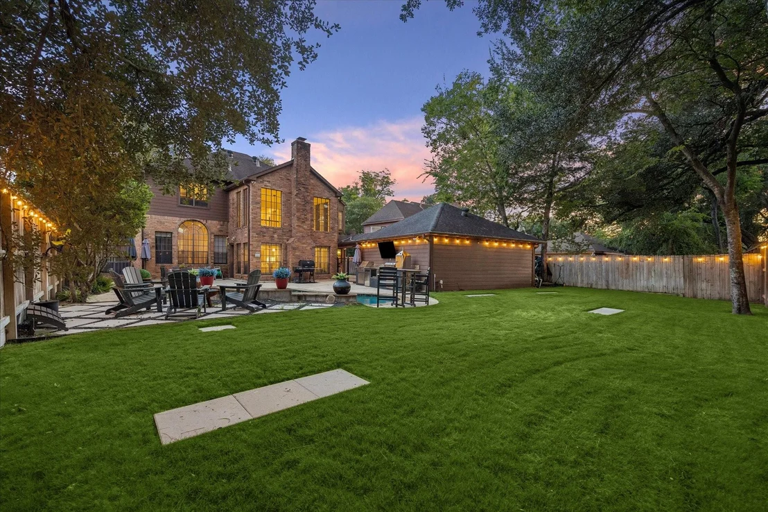 Photo of 8511 Cedarbrake Drive