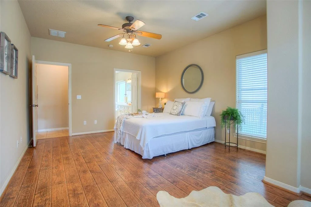 Photo of 13690 Shoreline Drive