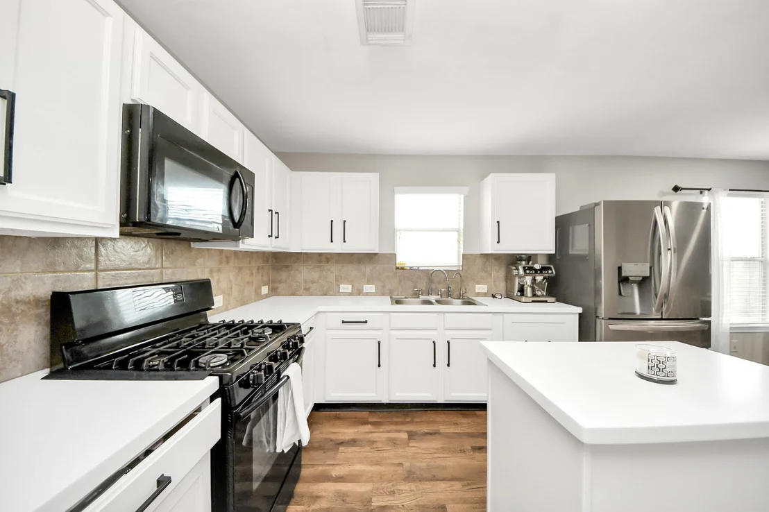 Photo of 2231 Pine Croft Drive